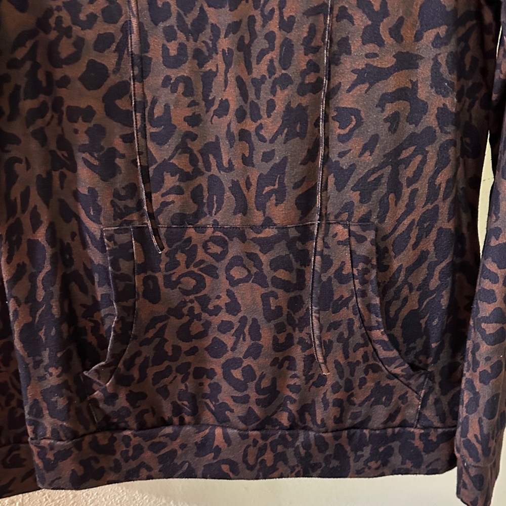 NWOT Leopard Print Hoodie - Picture 2 of 9